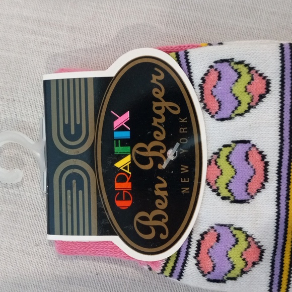 Women's Socks - Picture 5 of 9